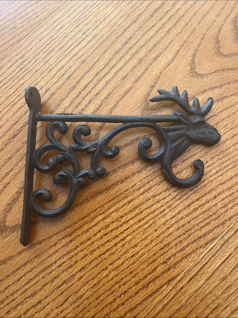Rustic Cast Iron Elk Plant Hanger Bracket – Decorative Garden Hook